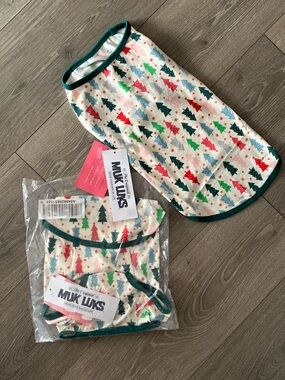 NWT Muk Luks Dog Christmas Sweater Size Medium